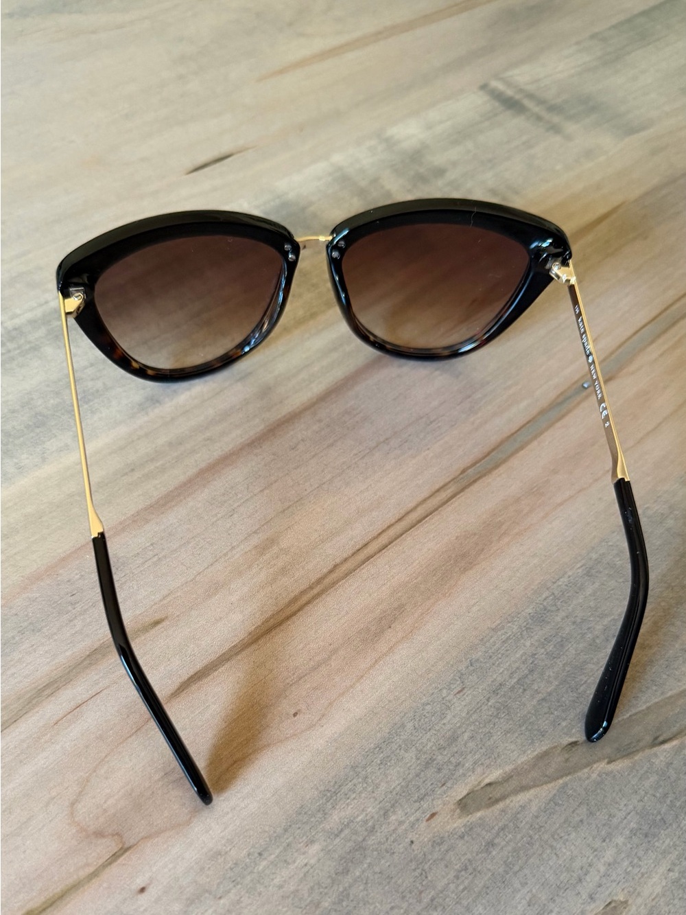 kate spade Rose-Gold Aviator Sunglasses with Turquoise Case - Picture 5 of 13